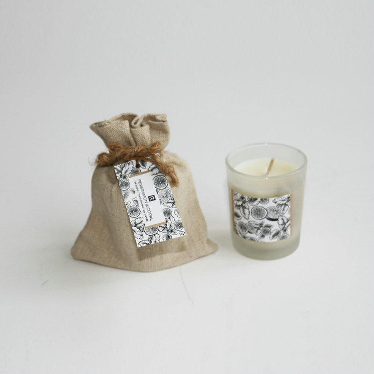 bolsas de tela 50 g de parafina / cera de soja vela perfumada en vaso de vidrio para el hogar